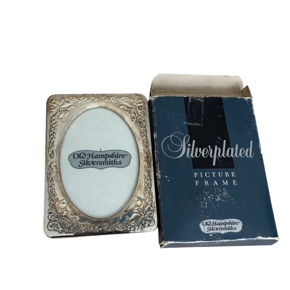 Old Hampshire Silversmiths Silverplated Oval Picture Frame With Original Box - Picture 5 of 9